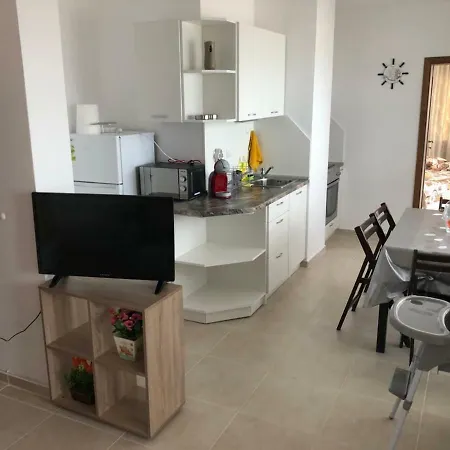 Apartment Vip Harmani Sabrina Sozopol